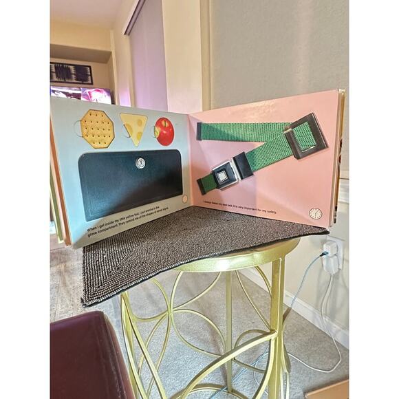 My Little Yellow Taxi 1st Edition Interactive Board Book Stephen T. Johnson 2001 - Picture 7 of 12